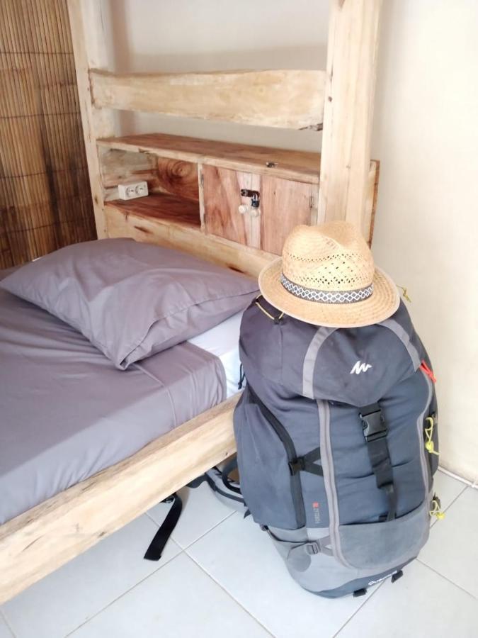 Barracuda Beach Hostel Αμέντ Εξωτερικό φωτογραφία